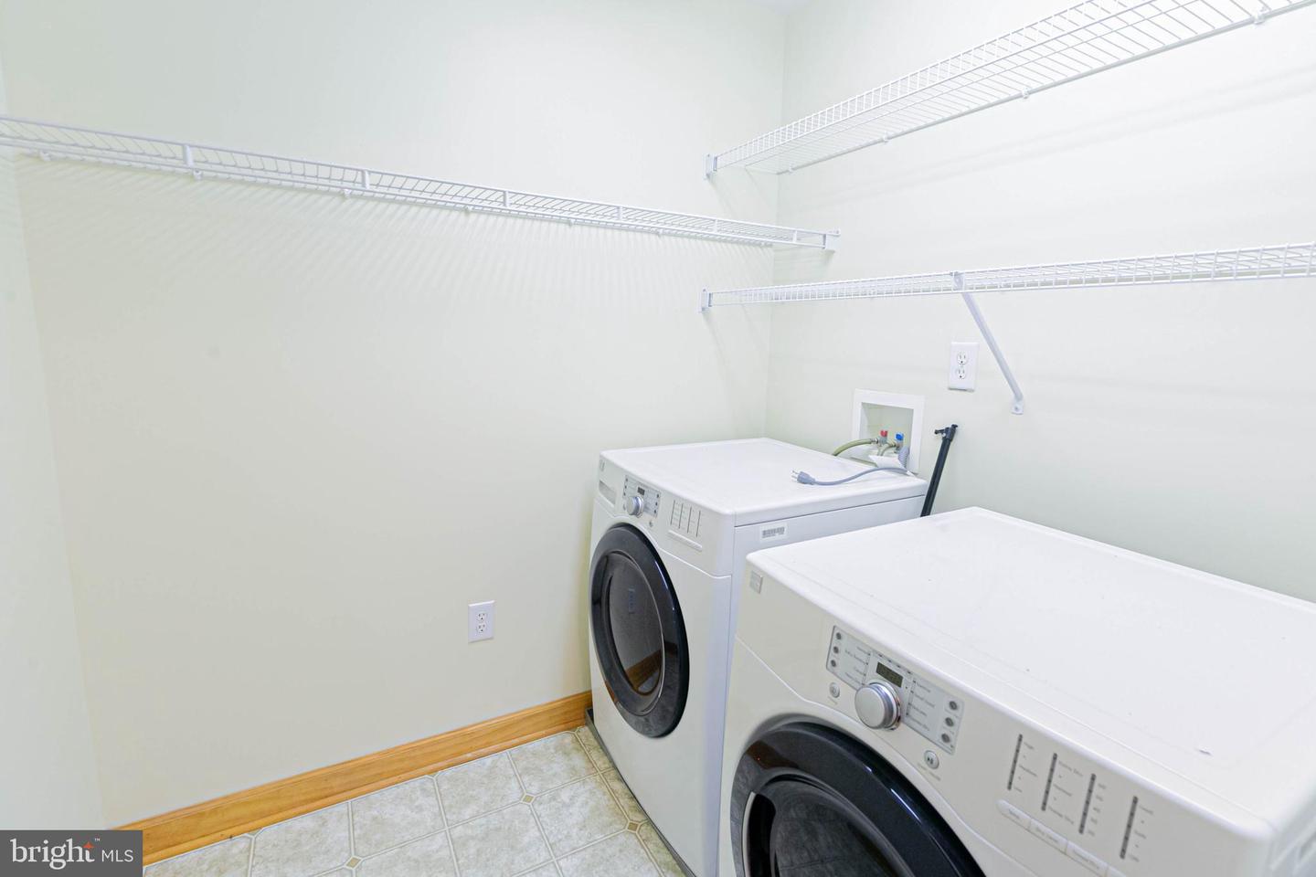 362 LAKE CAROLINE DR, RUTHER GLEN, Virginia 22546, 4 Bedrooms Bedrooms, 9 Rooms Rooms,3 BathroomsBathrooms,Residential,For sale,362 LAKE CAROLINE DR,VACV2008844 MLS # VACV2008844