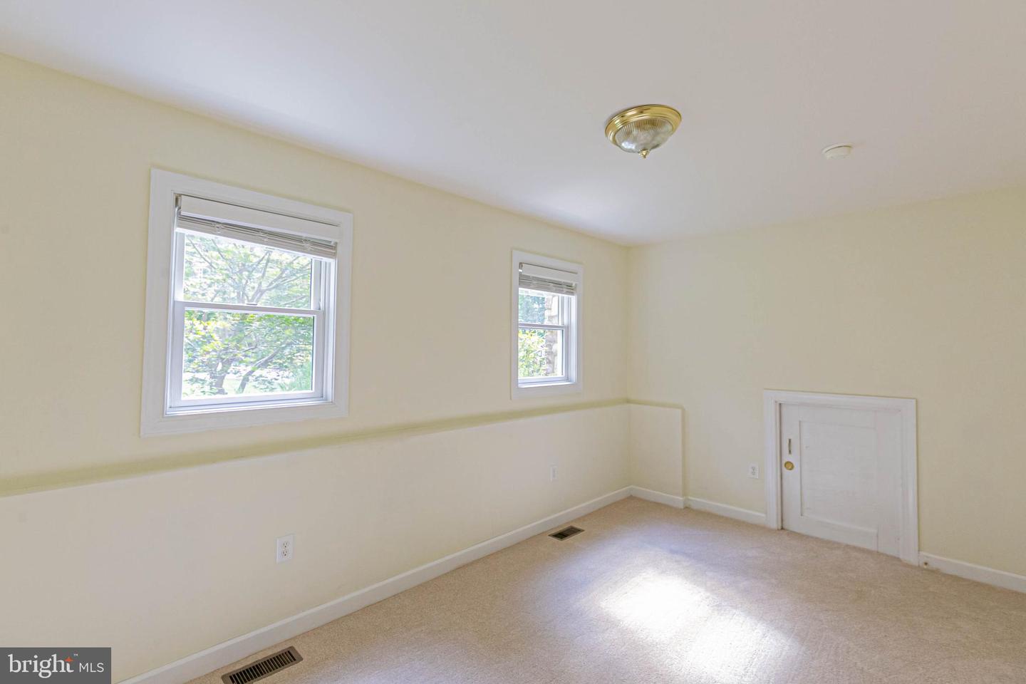 362 LAKE CAROLINE DR, RUTHER GLEN, Virginia 22546, 4 Bedrooms Bedrooms, 9 Rooms Rooms,3 BathroomsBathrooms,Residential,For sale,362 LAKE CAROLINE DR,VACV2008844 MLS # VACV2008844