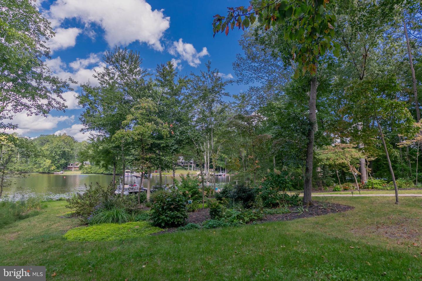 362 LAKE CAROLINE DR, RUTHER GLEN, Virginia 22546, 4 Bedrooms Bedrooms, 9 Rooms Rooms,3 BathroomsBathrooms,Residential,For sale,362 LAKE CAROLINE DR,VACV2008844 MLS # VACV2008844