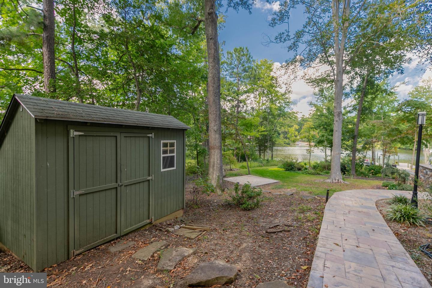 362 LAKE CAROLINE DR, RUTHER GLEN, Virginia 22546, 4 Bedrooms Bedrooms, 9 Rooms Rooms,3 BathroomsBathrooms,Residential,For sale,362 LAKE CAROLINE DR,VACV2008844 MLS # VACV2008844