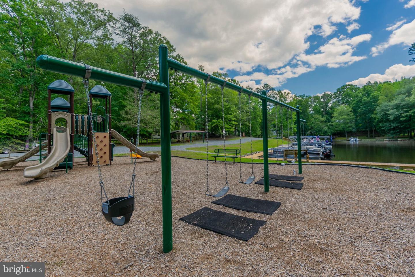 362 LAKE CAROLINE DR, RUTHER GLEN, Virginia 22546, 4 Bedrooms Bedrooms, 9 Rooms Rooms,3 BathroomsBathrooms,Residential,For sale,362 LAKE CAROLINE DR,VACV2008844 MLS # VACV2008844