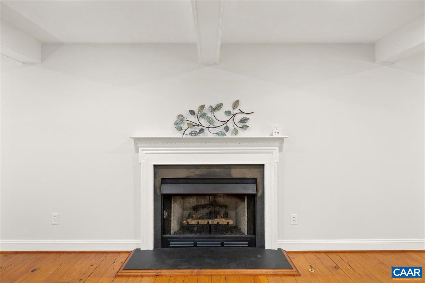 15379 LOUISA RD, LOUISA, Virginia 23093, 3 Bedrooms Bedrooms, ,2 BathroomsBathrooms,Residential,For sale,15379 LOUISA RD,669190 MLS # 669190 15379 LOUISA RD, LOUISA, Virginia 23093, 3 Bedrooms Bedrooms, ,2 BathroomsBathrooms,Residential,For sale,15379 LOUISA RD,669190 MLS # 669190