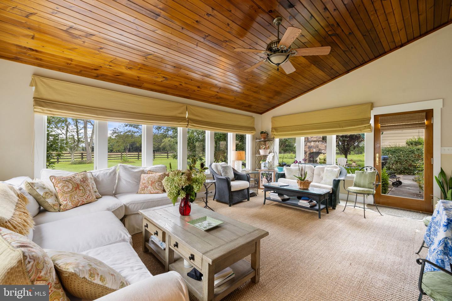 6437 JOHN S MOSBY HWY, MIDDLEBURG, Virginia 20117, 3 Bedrooms Bedrooms, ,2 BathroomsBathrooms,Residential,For sale,6437 JOHN S MOSBY HWY,VAFQ2018402 MLS # VAFQ2018402