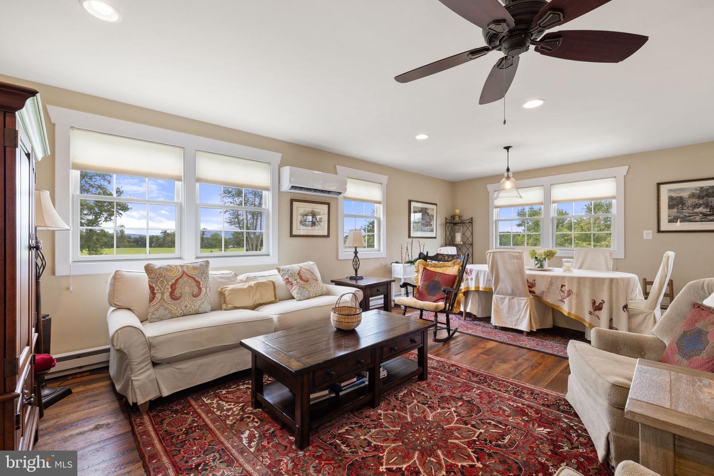 6437 JOHN S MOSBY HWY, MIDDLEBURG, Virginia 20117, 3 Bedrooms Bedrooms, ,2 BathroomsBathrooms,Residential,For sale,6437 JOHN S MOSBY HWY,VAFQ2018402 MLS # VAFQ2018402