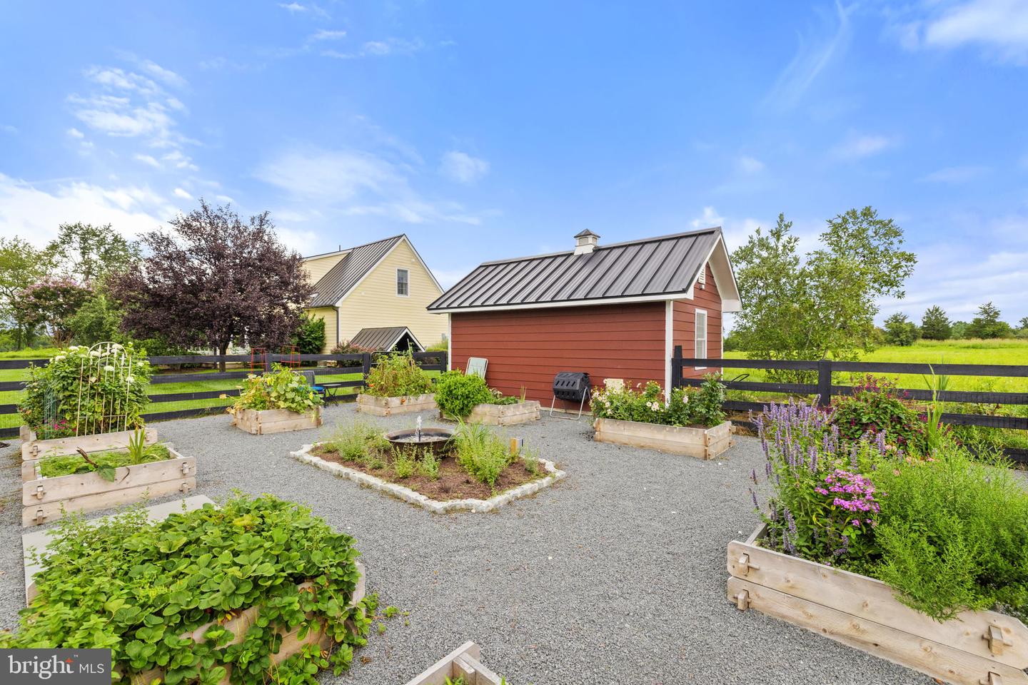 6437 JOHN S MOSBY HWY, MIDDLEBURG, Virginia 20117, 3 Bedrooms Bedrooms, ,2 BathroomsBathrooms,Residential,For sale,6437 JOHN S MOSBY HWY,VAFQ2018402 MLS # VAFQ2018402