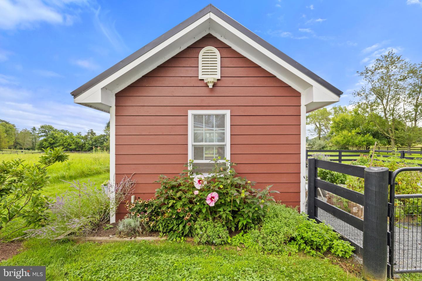 6437 JOHN S MOSBY HWY, MIDDLEBURG, Virginia 20117, 3 Bedrooms Bedrooms, ,2 BathroomsBathrooms,Residential,For sale,6437 JOHN S MOSBY HWY,VAFQ2018402 MLS # VAFQ2018402