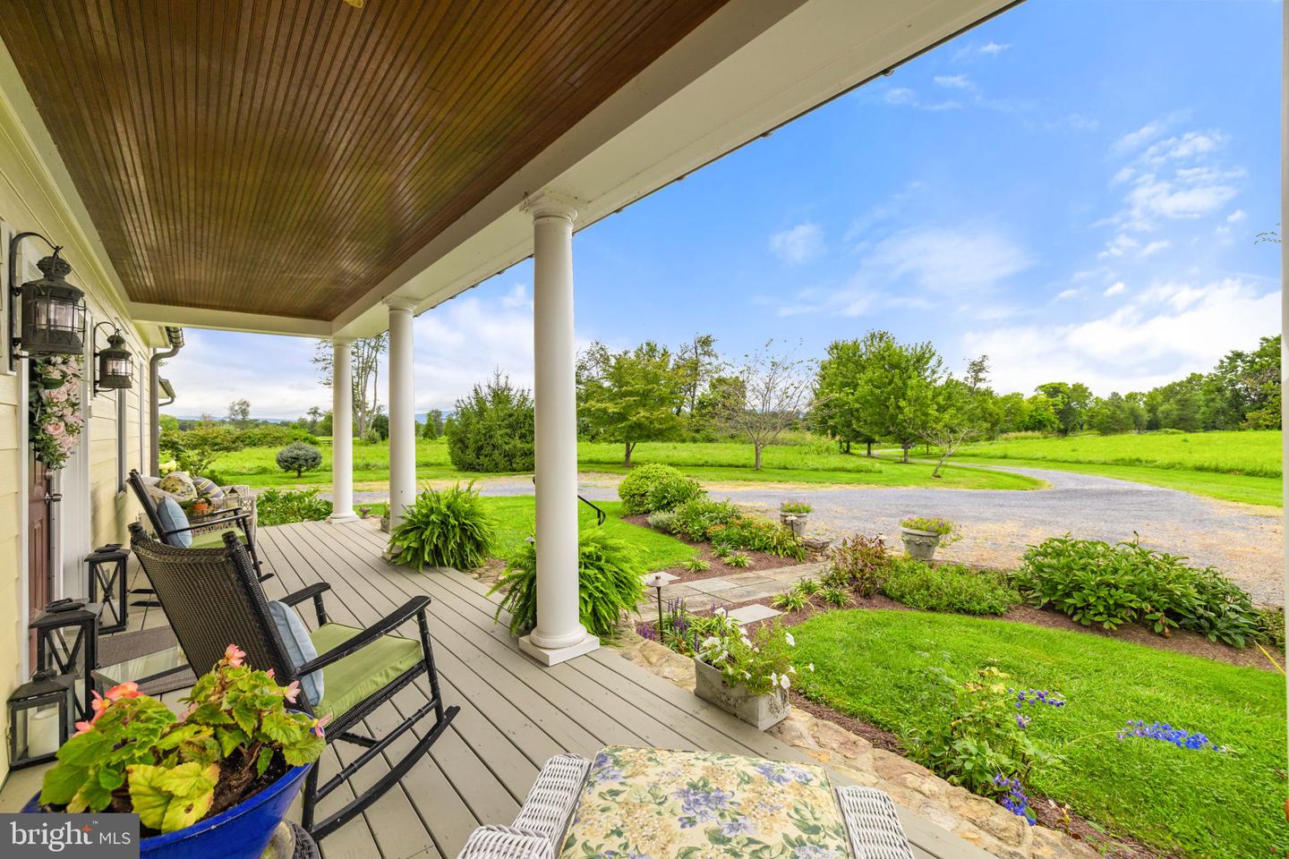 6437 JOHN S MOSBY HWY, MIDDLEBURG, Virginia 20117, 3 Bedrooms Bedrooms, ,2 BathroomsBathrooms,Residential,For sale,6437 JOHN S MOSBY HWY,VAFQ2018402 MLS # VAFQ2018402