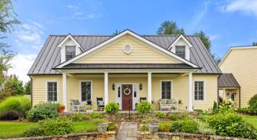 6437 JOHN S MOSBY HWY, MIDDLEBURG, Virginia 20117, 3 Bedrooms Bedrooms, ,2 BathroomsBathrooms,Residential,For sale,6437 JOHN S MOSBY HWY,VAFQ2018402 MLS # VAFQ2018402