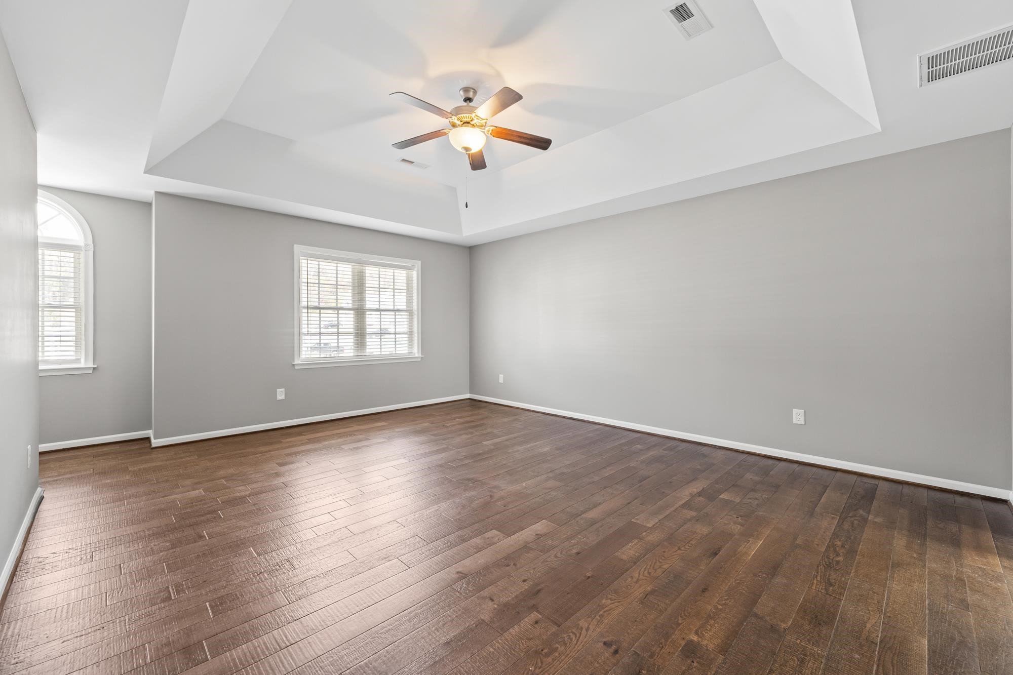 8 MCILWEE LN, STAUNTON, Virginia 24401, 4 Bedrooms Bedrooms, ,3 BathroomsBathrooms,Residential,Walk to Riverheads schools,8 MCILWEE LN,670840 MLS # 670840