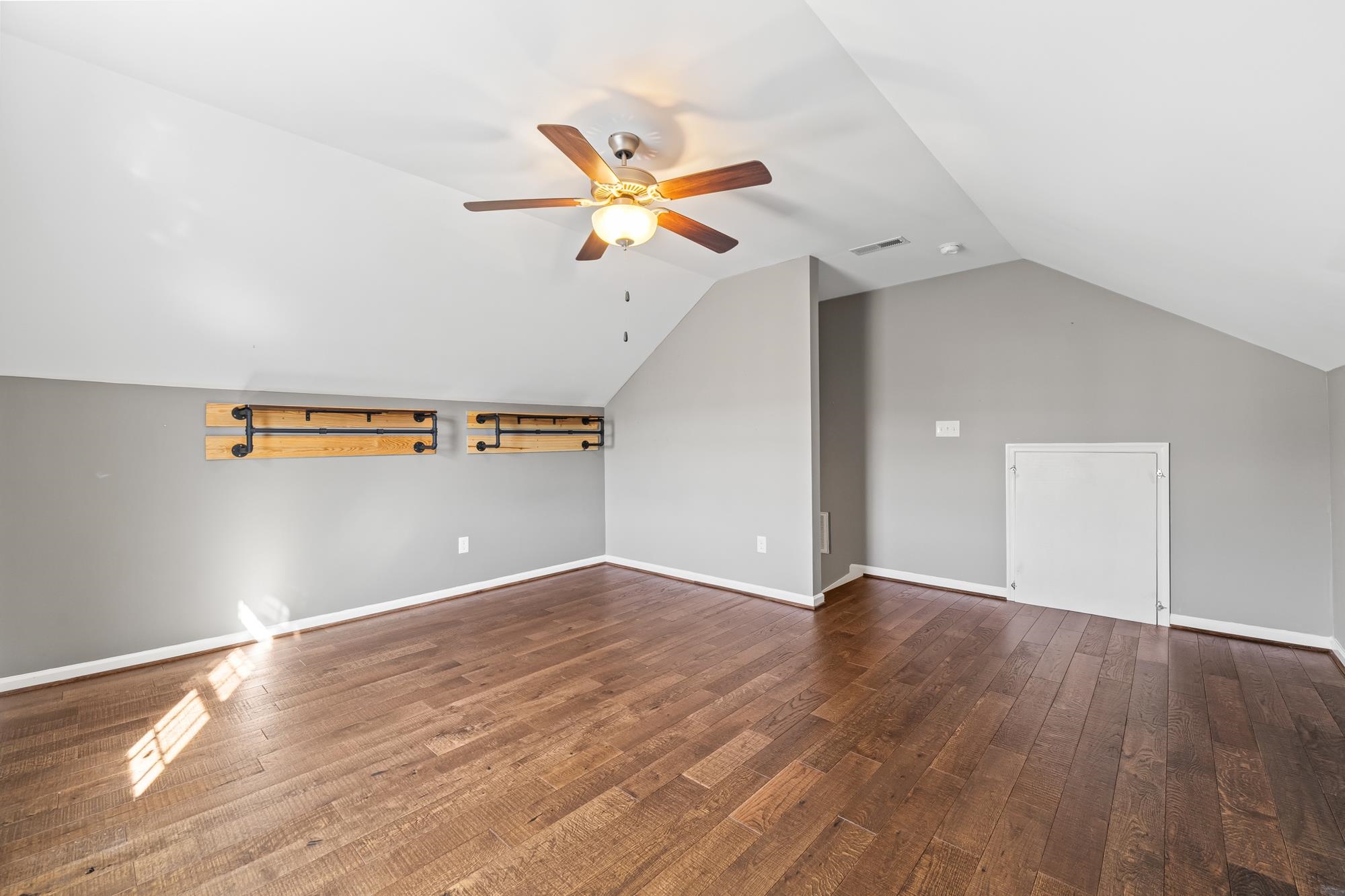 8 MCILWEE LN, STAUNTON, Virginia 24401, 4 Bedrooms Bedrooms, ,3 BathroomsBathrooms,Residential,Walk to Riverheads schools,8 MCILWEE LN,670840 MLS # 670840