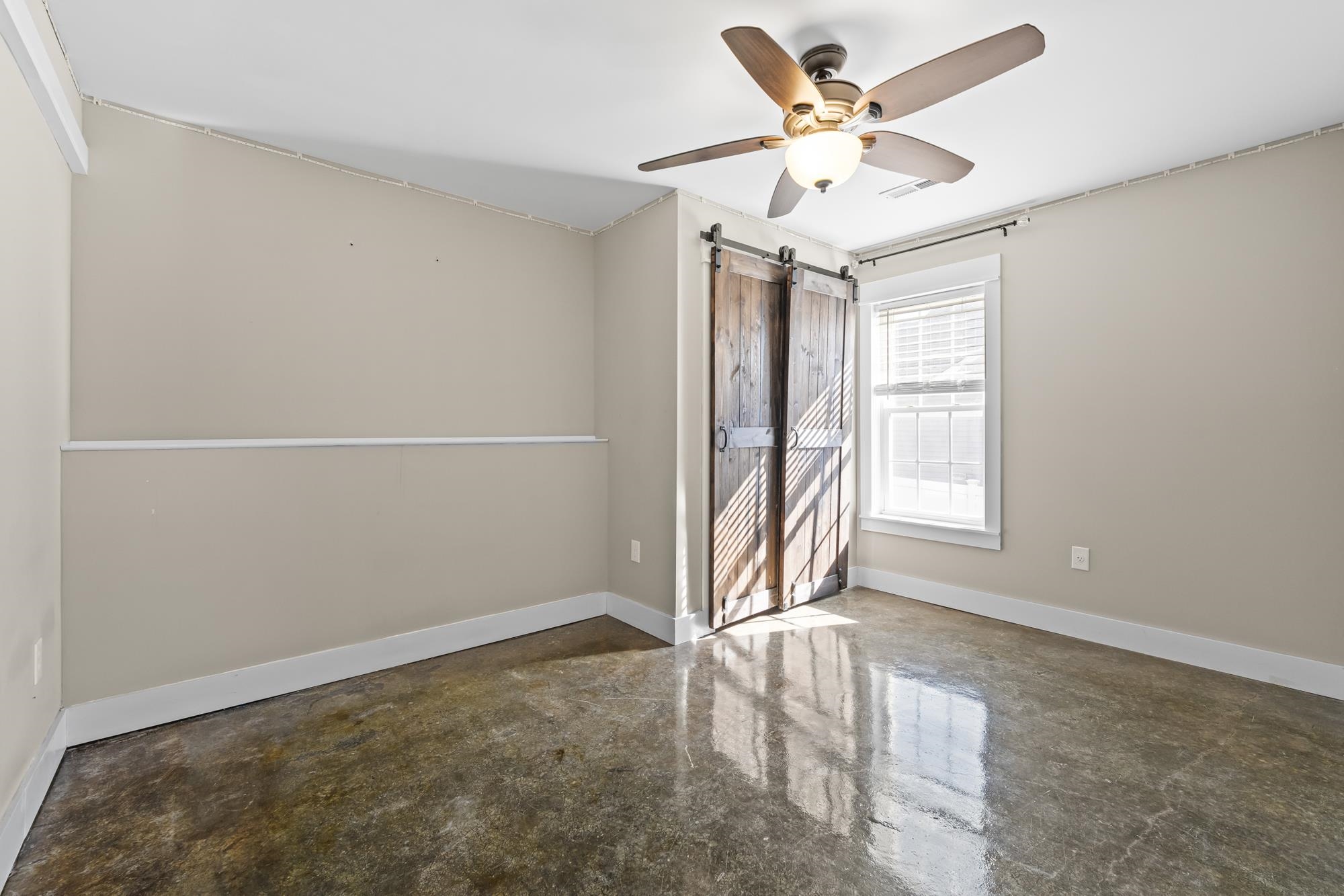 8 MCILWEE LN, STAUNTON, Virginia 24401, 4 Bedrooms Bedrooms, ,3 BathroomsBathrooms,Residential,Walk to Riverheads schools,8 MCILWEE LN,670840 MLS # 670840