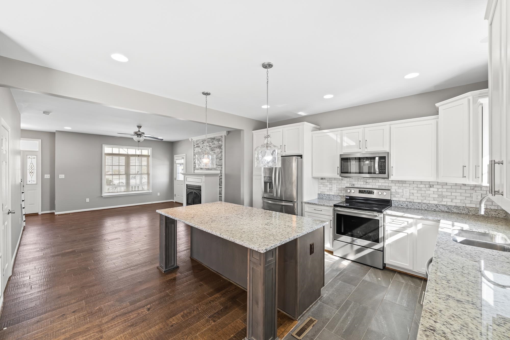 8 MCILWEE LN, STAUNTON, Virginia 24401, 4 Bedrooms Bedrooms, ,3 BathroomsBathrooms,Residential,Walk to Riverheads schools,8 MCILWEE LN,670840 MLS # 670840