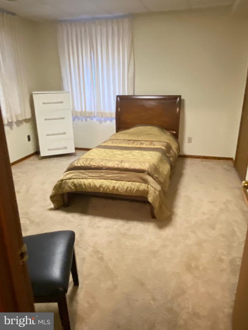 111 BIRCHSIDE, LOCUST GROVE, Virginia 22508, 3 Bedrooms Bedrooms, 6 Rooms Rooms,3 BathroomsBathrooms,Residential,For sale,111 BIRCHSIDE,VAOR2012428 MLS # VAOR2012428