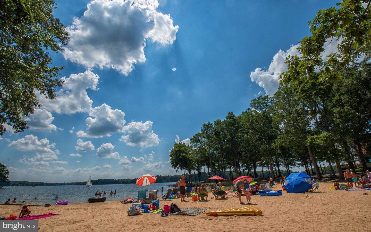 111 BIRCHSIDE, LOCUST GROVE, Virginia 22508, 3 Bedrooms Bedrooms, 6 Rooms Rooms,3 BathroomsBathrooms,Residential,For sale,111 BIRCHSIDE,VAOR2012428 MLS # VAOR2012428