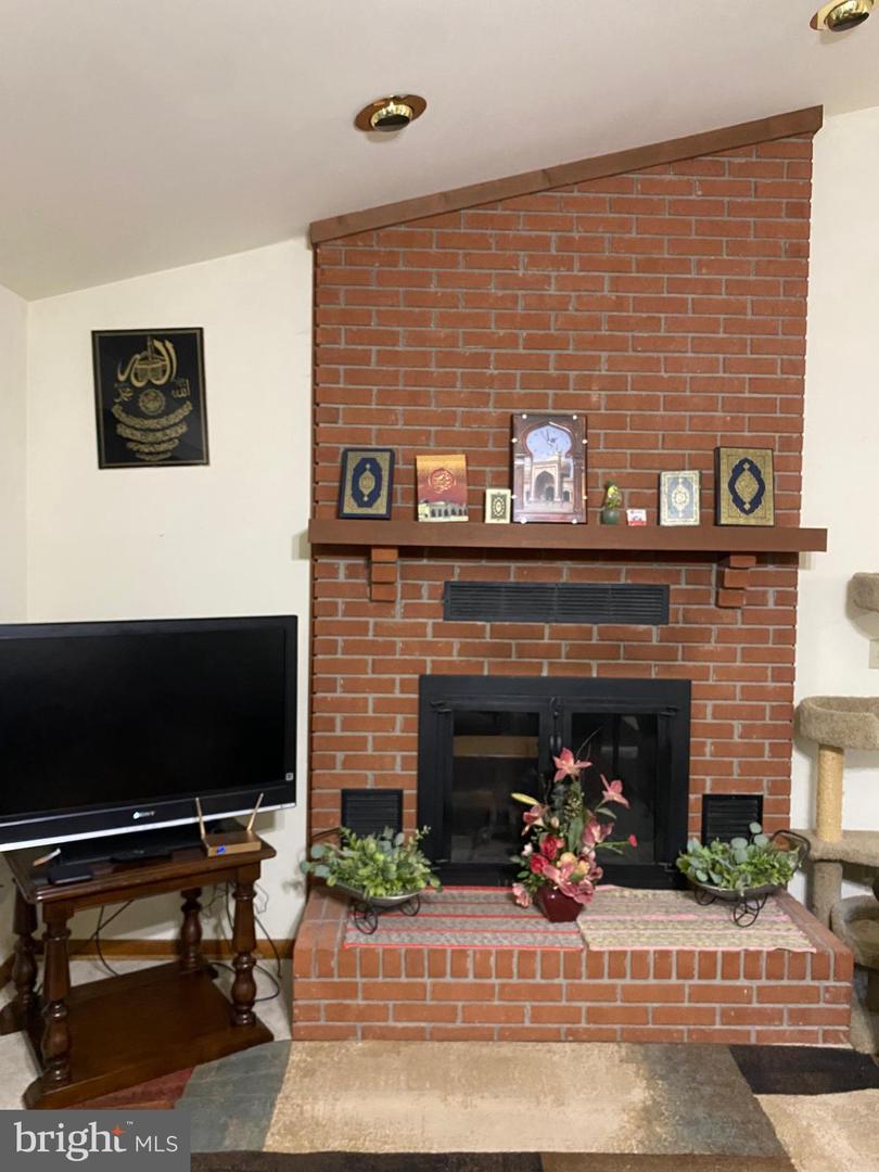 111 BIRCHSIDE, LOCUST GROVE, Virginia 22508, 3 Bedrooms Bedrooms, 6 Rooms Rooms,3 BathroomsBathrooms,Residential,For sale,111 BIRCHSIDE,VAOR2012428 MLS # VAOR2012428