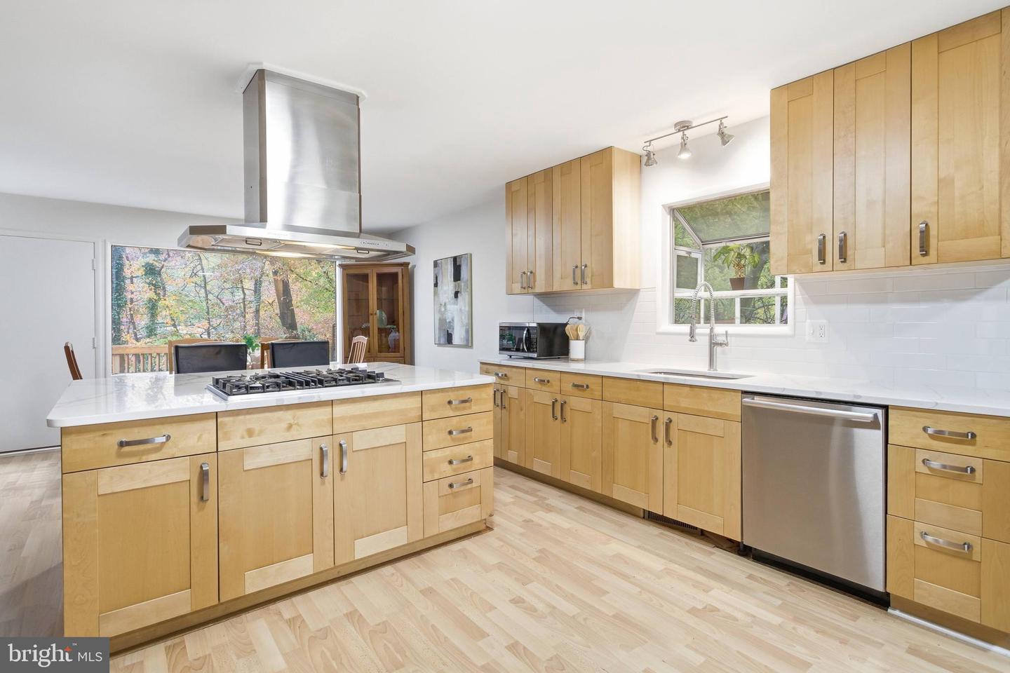 4024 IVA LN, ANNANDALE, Virginia 22003, 4 Bedrooms Bedrooms, ,3 BathroomsBathrooms,Residential,For sale,4024 IVA LN,VAFX2272712 MLS # VAFX2272712 4024 IVA LN, ANNANDALE, Virginia 22003, 4 Bedrooms Bedrooms, ,3 BathroomsBathrooms,Residential,For sale,4024 IVA LN,VAFX2272712 MLS # VAFX2272712