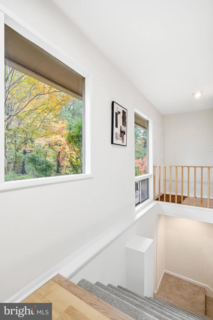 4024 IVA LN, ANNANDALE, Virginia 22003, 4 Bedrooms Bedrooms, ,3 BathroomsBathrooms,Residential,For sale,4024 IVA LN,VAFX2272712 MLS # VAFX2272712 4024 IVA LN, ANNANDALE, Virginia 22003, 4 Bedrooms Bedrooms, ,3 BathroomsBathrooms,Residential,For sale,4024 IVA LN,VAFX2272712 MLS # VAFX2272712