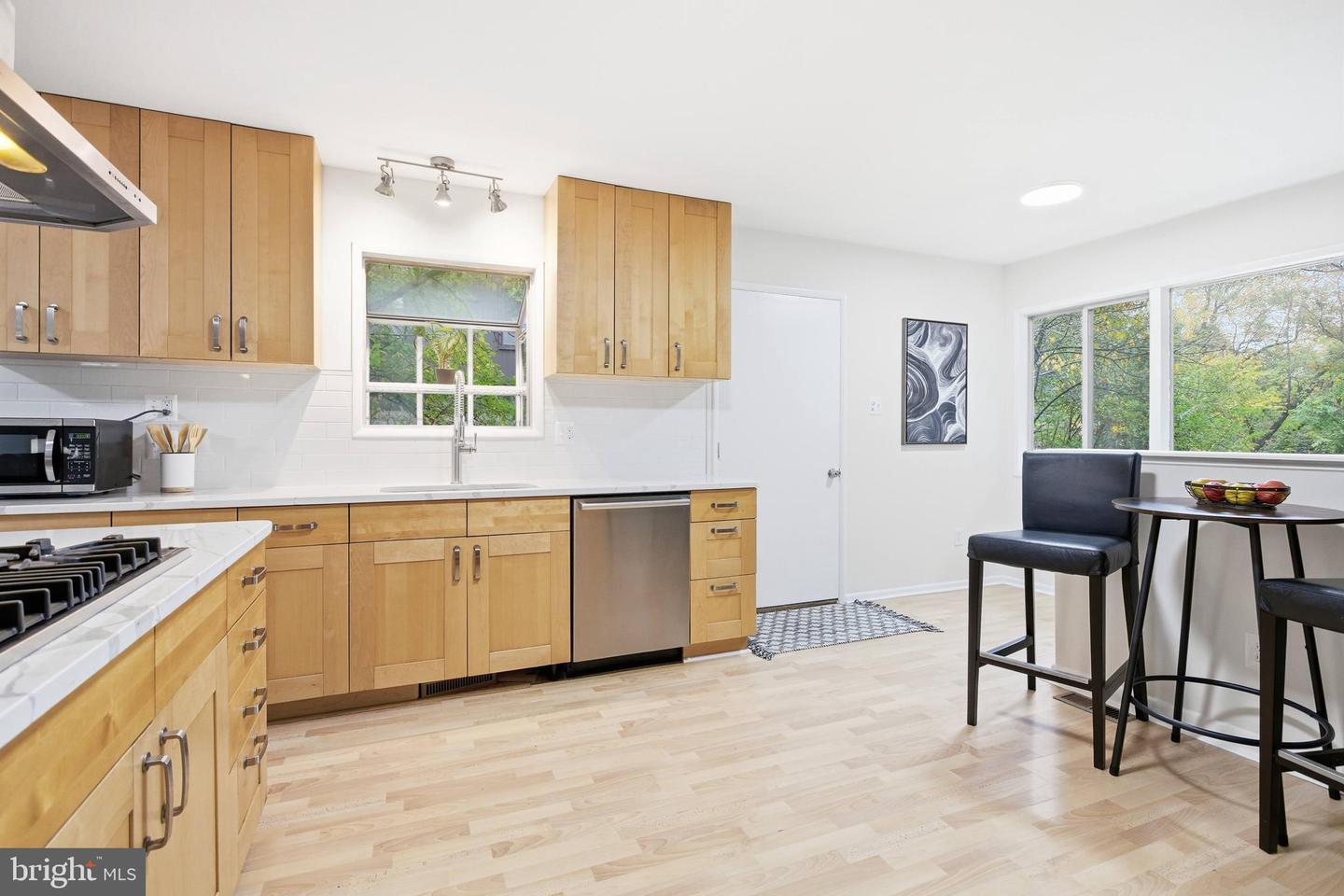 4024 IVA LN, ANNANDALE, Virginia 22003, 4 Bedrooms Bedrooms, ,3 BathroomsBathrooms,Residential,For sale,4024 IVA LN,VAFX2272712 MLS # VAFX2272712 4024 IVA LN, ANNANDALE, Virginia 22003, 4 Bedrooms Bedrooms, ,3 BathroomsBathrooms,Residential,For sale,4024 IVA LN,VAFX2272712 MLS # VAFX2272712