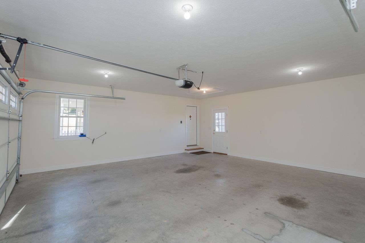 82 SMOKY ROW RD, STAUNTON, Virginia 24401, 3 Bedrooms Bedrooms, ,3 BathroomsBathrooms,Residential,82 SMOKY ROW RD,670848 MLS # 670848