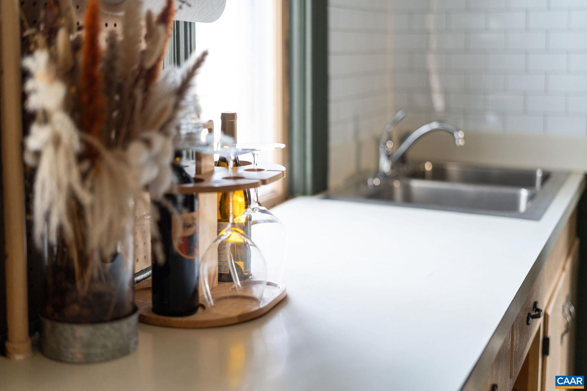 501 W JOHNSON ST, STAUNTON, Virginia 24401, 4 Bedrooms Bedrooms, ,1 BathroomBathrooms,Residential,501 W JOHNSON ST,670868 MLS # 670868 501 W JOHNSON ST, STAUNTON, Virginia 24401, 4 Bedrooms Bedrooms, ,1 BathroomBathrooms,Residential,501 W JOHNSON ST,670868 MLS # 670868