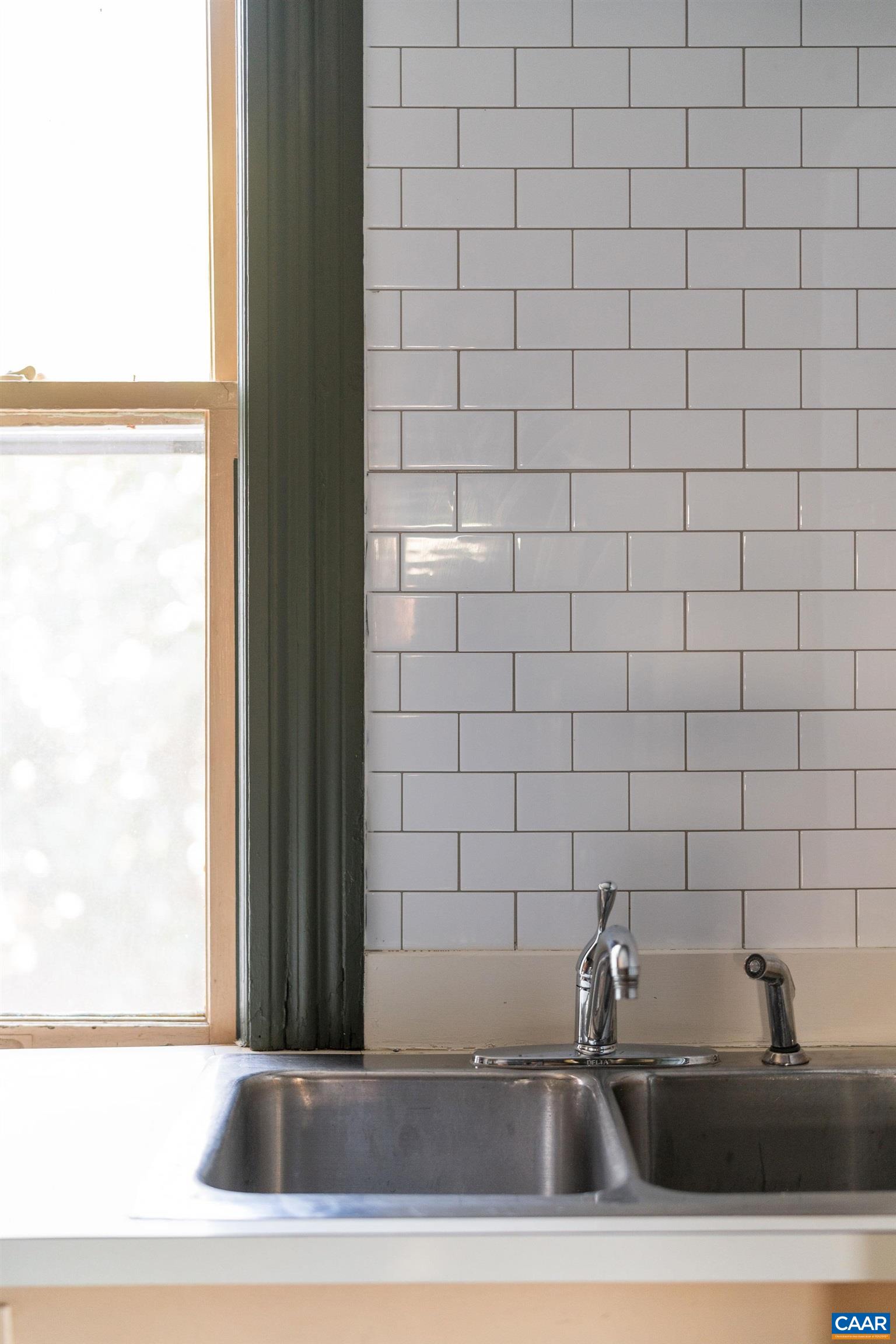 501 W JOHNSON ST, STAUNTON, Virginia 24401, 4 Bedrooms Bedrooms, ,1 BathroomBathrooms,Residential,501 W JOHNSON ST,670868 MLS # 670868 501 W JOHNSON ST, STAUNTON, Virginia 24401, 4 Bedrooms Bedrooms, ,1 BathroomBathrooms,Residential,501 W JOHNSON ST,670868 MLS # 670868