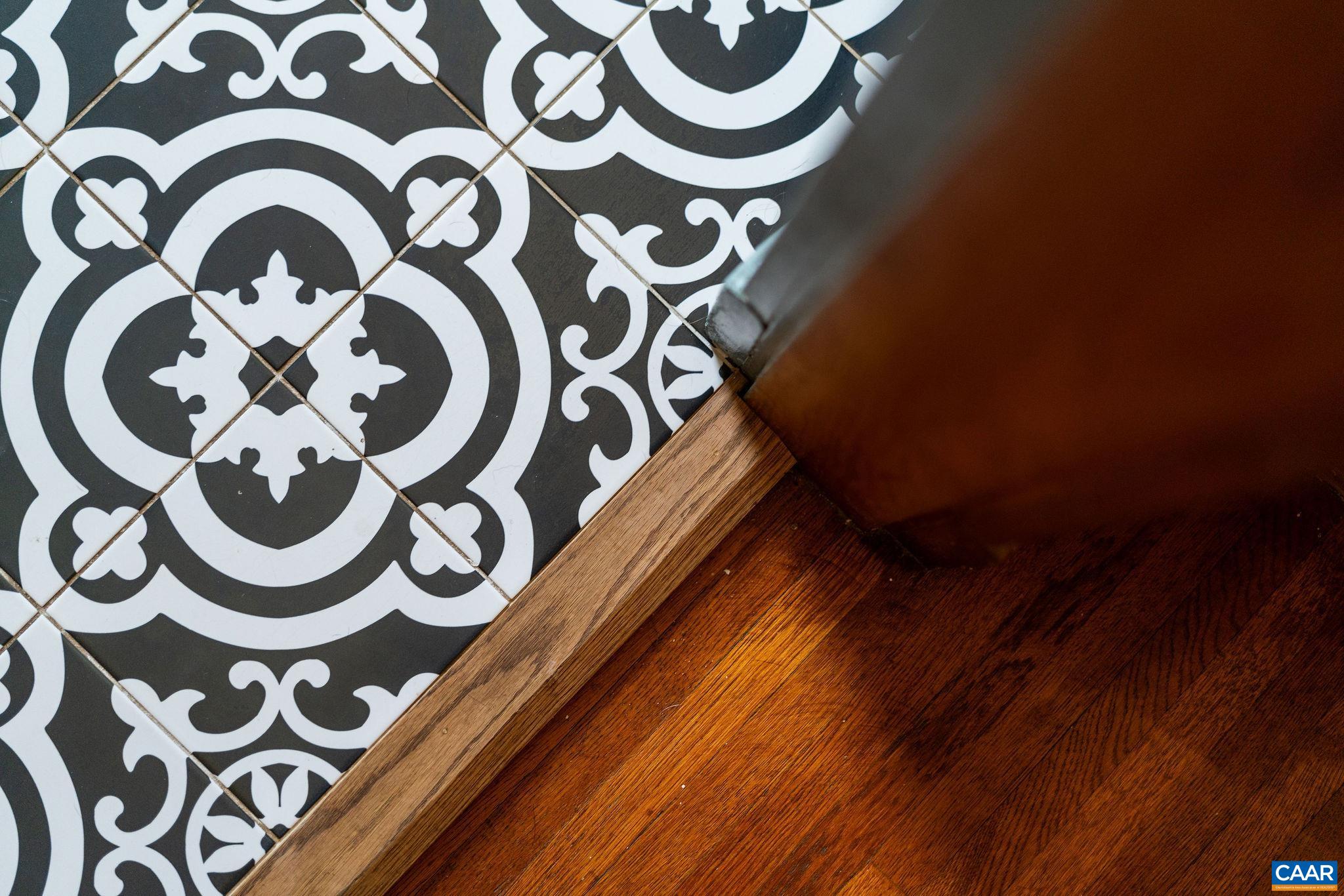 501 W JOHNSON ST, STAUNTON, Virginia 24401, 4 Bedrooms Bedrooms, ,1 BathroomBathrooms,Residential,501 W JOHNSON ST,670868 MLS # 670868 501 W JOHNSON ST, STAUNTON, Virginia 24401, 4 Bedrooms Bedrooms, ,1 BathroomBathrooms,Residential,501 W JOHNSON ST,670868 MLS # 670868