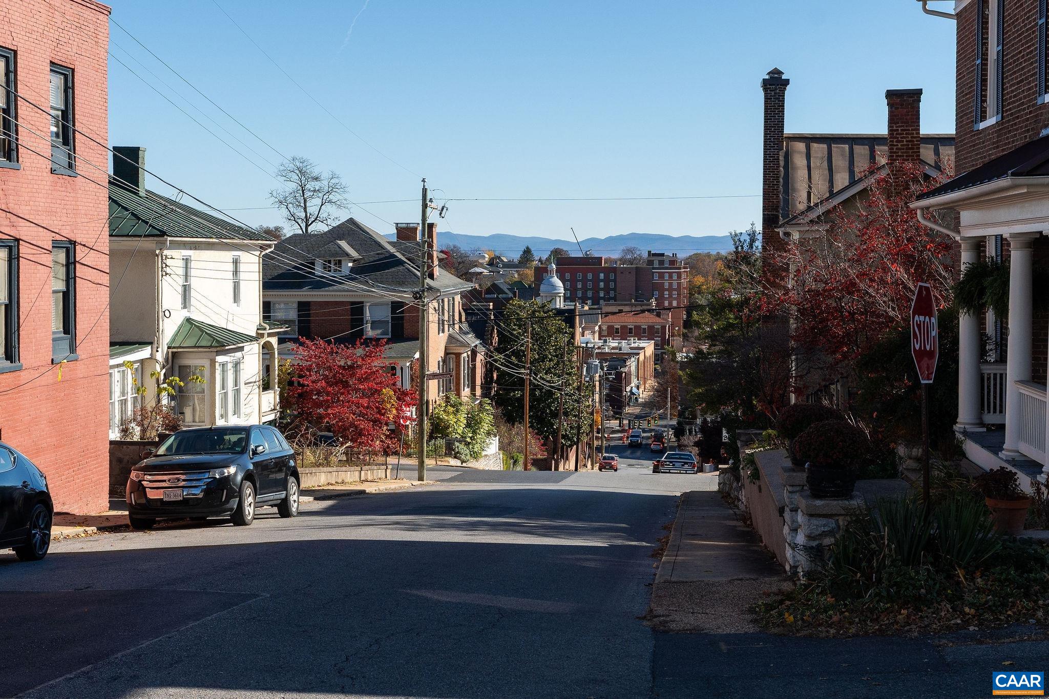 501 W JOHNSON ST, STAUNTON, Virginia 24401, 4 Bedrooms Bedrooms, ,1 BathroomBathrooms,Residential,501 W JOHNSON ST,670868 MLS # 670868 501 W JOHNSON ST, STAUNTON, Virginia 24401, 4 Bedrooms Bedrooms, ,1 BathroomBathrooms,Residential,501 W JOHNSON ST,670868 MLS # 670868