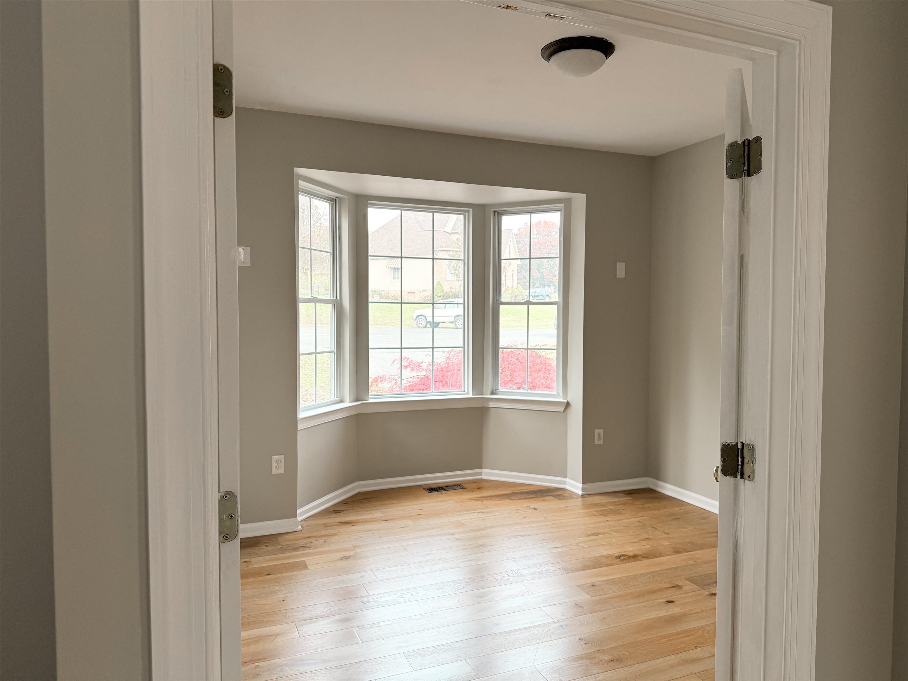 601 REGIMENT RD, PENN LAIRD, Virginia 22846, 5 Bedrooms Bedrooms, ,3 BathroomsBathrooms,Residential,601 REGIMENT RD,670875 MLS # 670875 601 REGIMENT RD, PENN LAIRD, Virginia 22846, 5 Bedrooms Bedrooms, ,3 BathroomsBathrooms,Residential,601 REGIMENT RD,670875 MLS # 670875