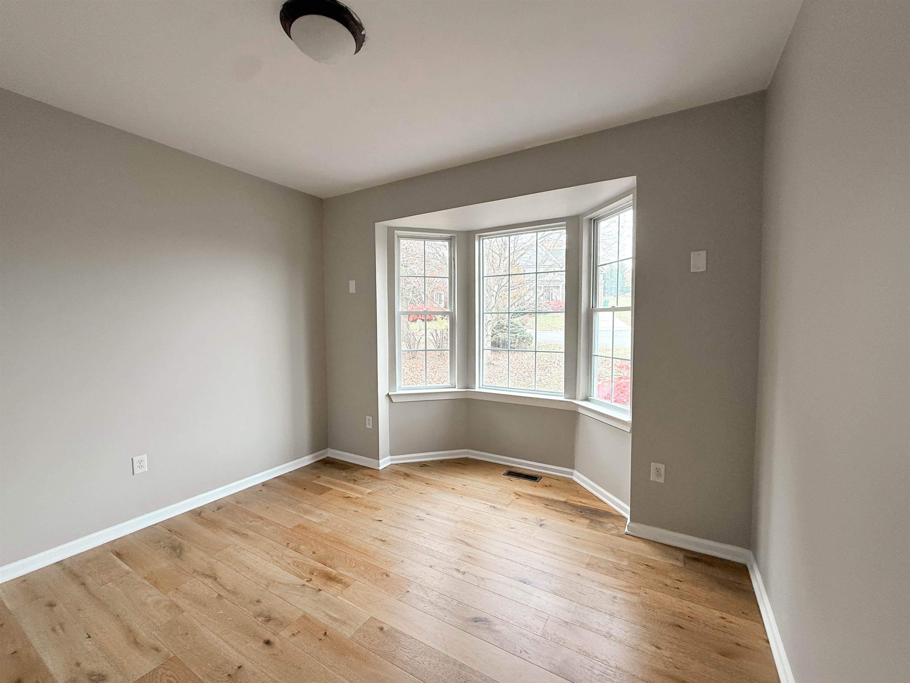 601 REGIMENT RD, PENN LAIRD, Virginia 22846, 5 Bedrooms Bedrooms, ,3 BathroomsBathrooms,Residential,601 REGIMENT RD,670875 MLS # 670875 601 REGIMENT RD, PENN LAIRD, Virginia 22846, 5 Bedrooms Bedrooms, ,3 BathroomsBathrooms,Residential,601 REGIMENT RD,670875 MLS # 670875