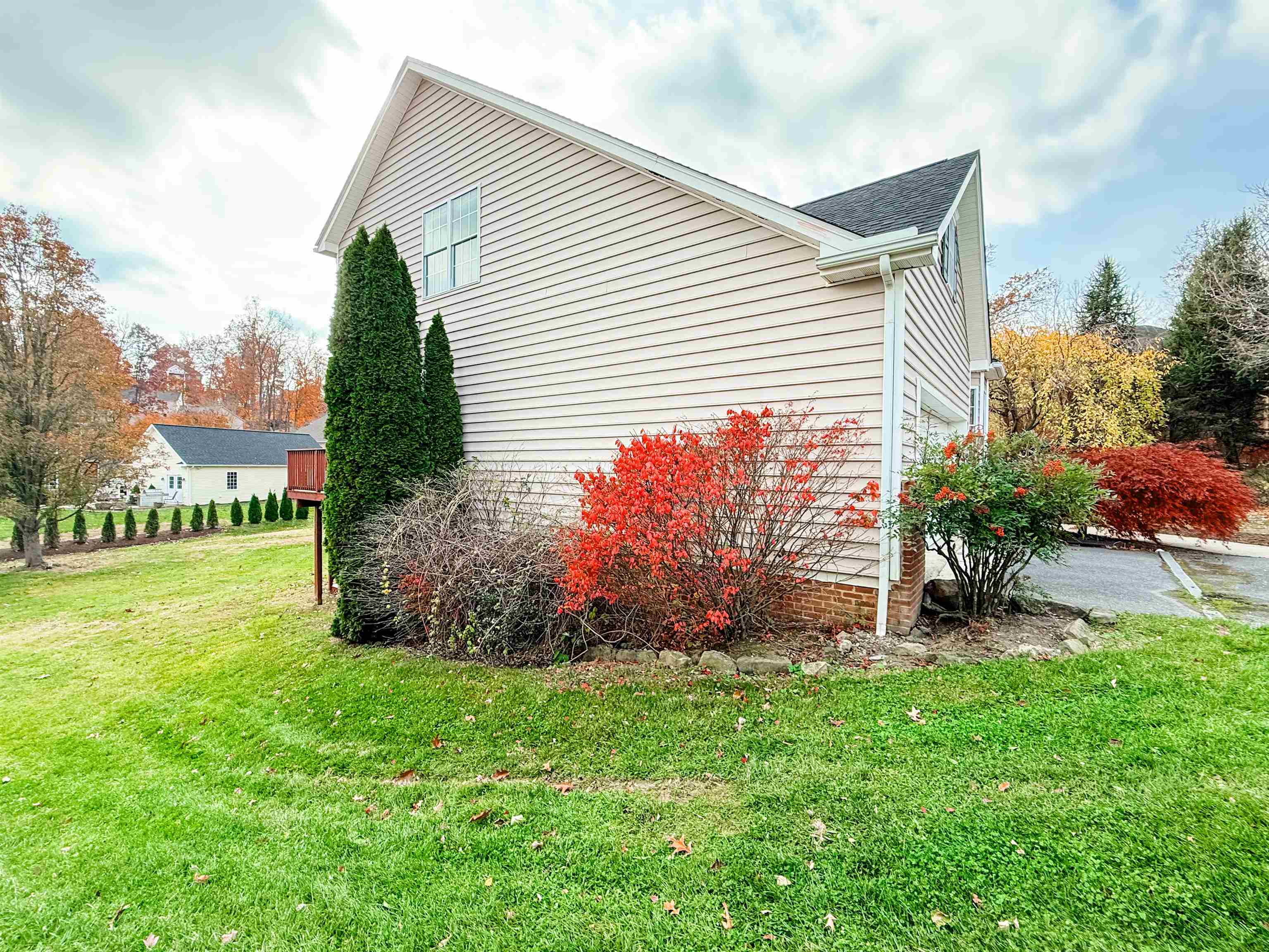 601 REGIMENT RD, PENN LAIRD, Virginia 22846, 5 Bedrooms Bedrooms, ,3 BathroomsBathrooms,Residential,601 REGIMENT RD,670875 MLS # 670875 601 REGIMENT RD, PENN LAIRD, Virginia 22846, 5 Bedrooms Bedrooms, ,3 BathroomsBathrooms,Residential,601 REGIMENT RD,670875 MLS # 670875