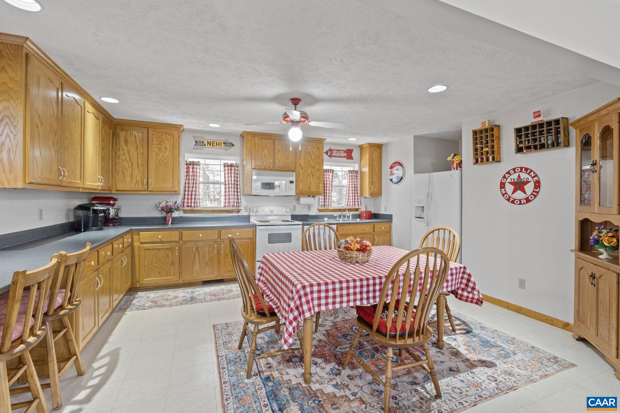 60 CHIPPEWA LN, PALMYRA, Virginia 22963, 3 Bedrooms Bedrooms, ,2 BathroomsBathrooms,Residential,60 CHIPPEWA LN,670877 MLS # 670877 60 CHIPPEWA LN, PALMYRA, Virginia 22963, 3 Bedrooms Bedrooms, ,2 BathroomsBathrooms,Residential,60 CHIPPEWA LN,670877 MLS # 670877