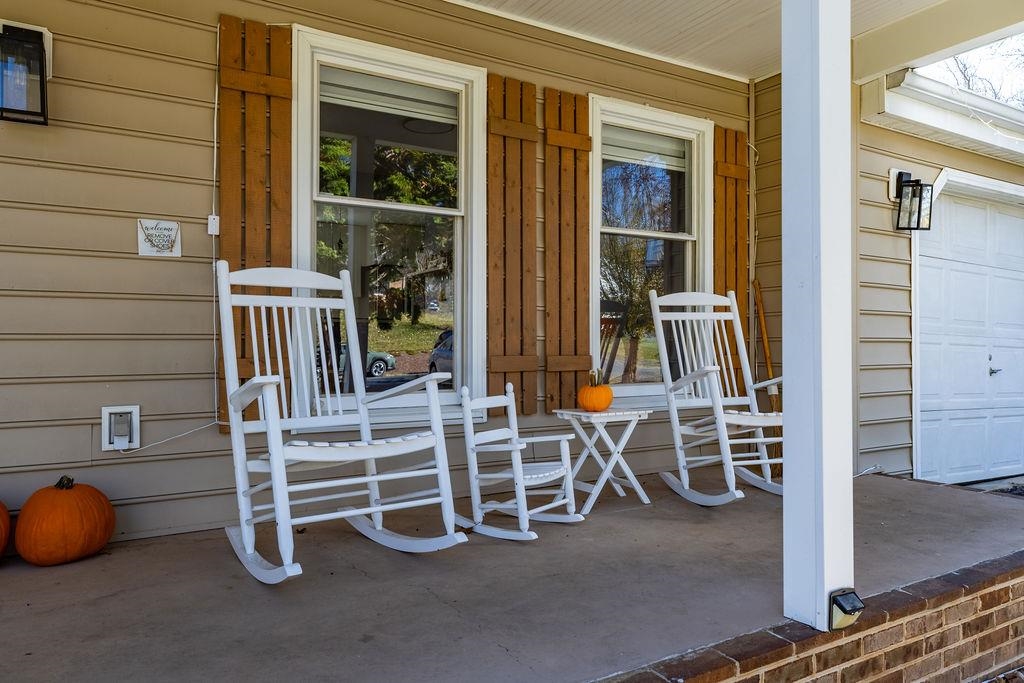 1368 BLUEWATER RD, ROCKINGHAM, Virginia 22801, 4 Bedrooms Bedrooms, ,3 BathroomsBathrooms,Residential,1368 BLUEWATER RD,670879 MLS # 670879 1368 BLUEWATER RD, ROCKINGHAM, Virginia 22801, 4 Bedrooms Bedrooms, ,3 BathroomsBathrooms,Residential,1368 BLUEWATER RD,670879 MLS # 670879