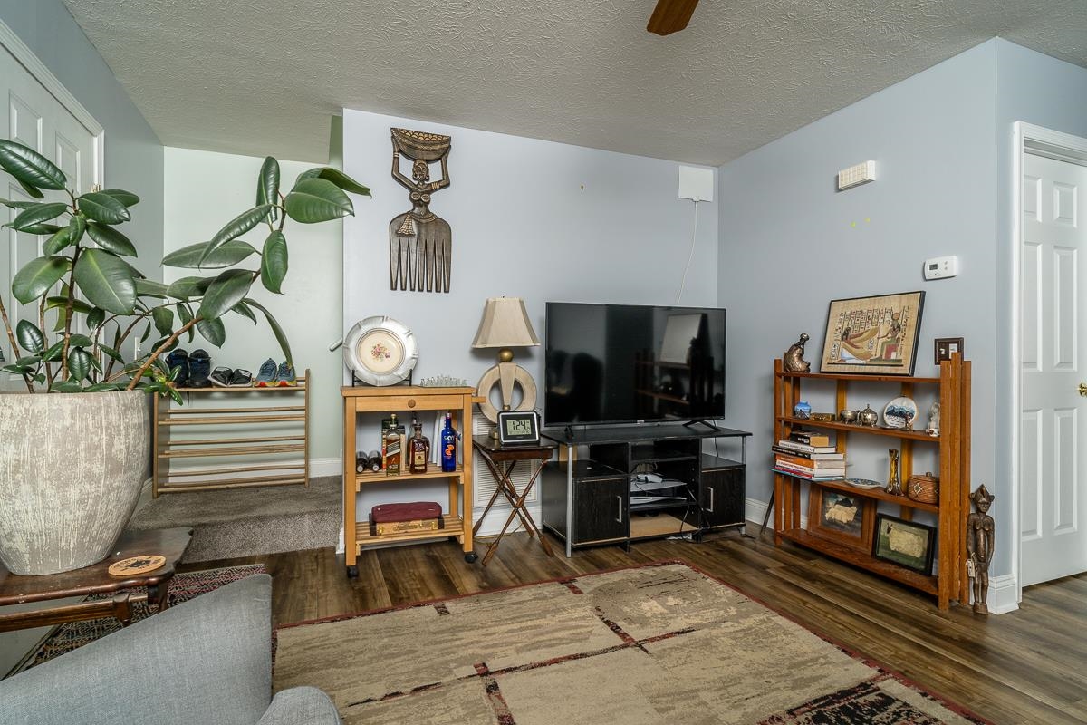 105 13TH ST, GROTTOES, Virginia 24441, 3 Bedrooms Bedrooms, ,2 BathroomsBathrooms,Residential,105 13TH ST,670880 MLS # 670880