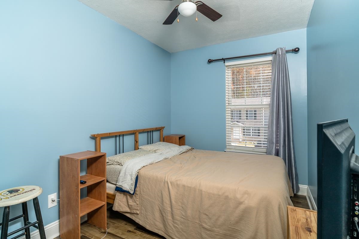 105 13TH ST, GROTTOES, Virginia 24441, 3 Bedrooms Bedrooms, ,2 BathroomsBathrooms,Residential,105 13TH ST,670880 MLS # 670880