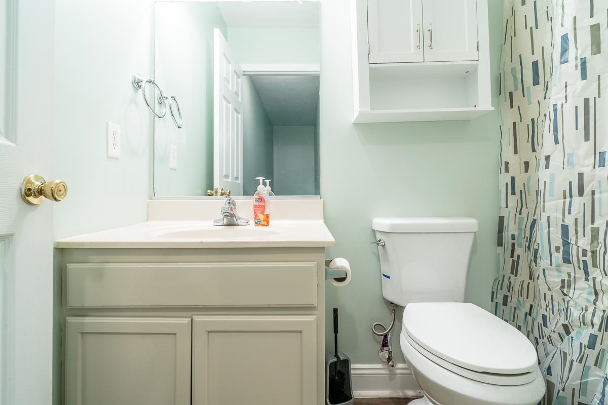 105 13TH ST, GROTTOES, Virginia 24441, 3 Bedrooms Bedrooms, ,2 BathroomsBathrooms,Residential,105 13TH ST,670880 MLS # 670880