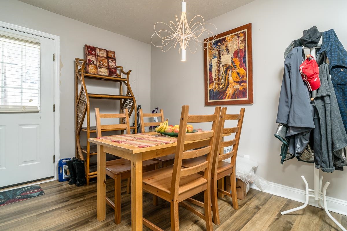 105 13TH ST, GROTTOES, Virginia 24441, 3 Bedrooms Bedrooms, ,2 BathroomsBathrooms,Residential,105 13TH ST,670880 MLS # 670880