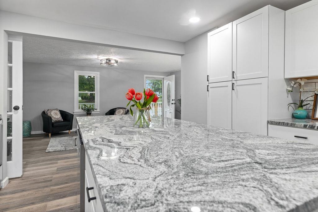 14372 SOUTH EAST SIDE HWY, GROTTOES, Virginia 24401, 4 Bedrooms Bedrooms, ,2 BathroomsBathrooms,Residential,14372 SOUTH EAST SIDE HWY,670881 MLS # 670881 14372 SOUTH EAST SIDE HWY, GROTTOES, Virginia 24401, 4 Bedrooms Bedrooms, ,2 BathroomsBathrooms,Residential,14372 SOUTH EAST SIDE HWY,670881 MLS # 670881