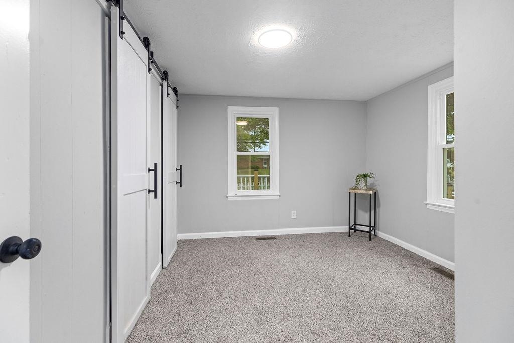 14372 SOUTH EAST SIDE HWY, GROTTOES, Virginia 24401, 4 Bedrooms Bedrooms, ,2 BathroomsBathrooms,Residential,14372 SOUTH EAST SIDE HWY,670881 MLS # 670881 14372 SOUTH EAST SIDE HWY, GROTTOES, Virginia 24401, 4 Bedrooms Bedrooms, ,2 BathroomsBathrooms,Residential,14372 SOUTH EAST SIDE HWY,670881 MLS # 670881