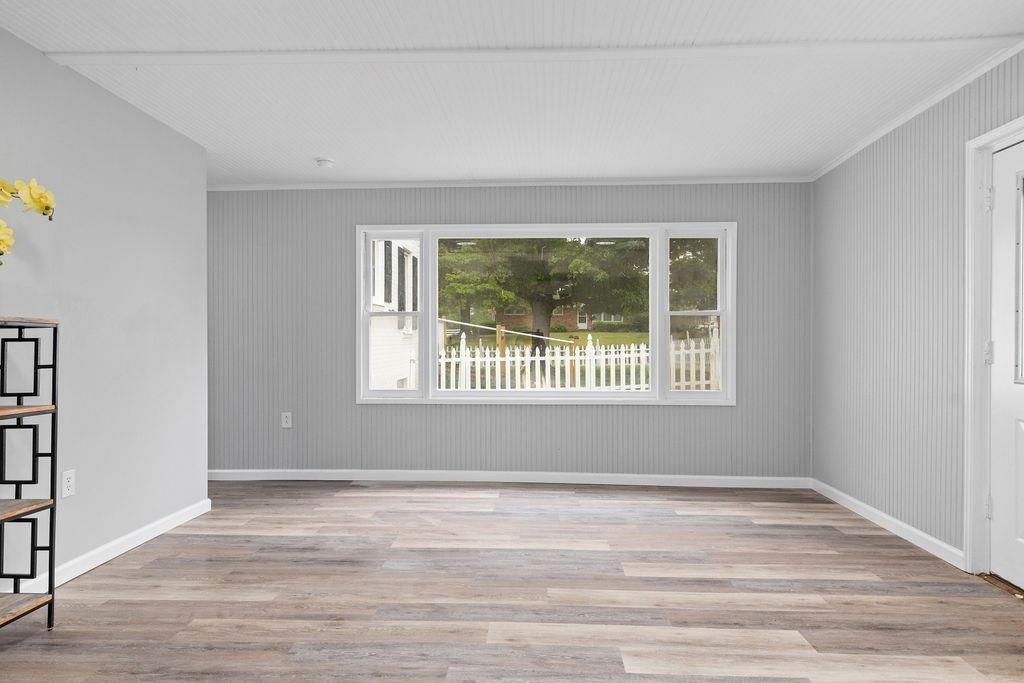 14372 SOUTH EAST SIDE HWY, GROTTOES, Virginia 24401, 4 Bedrooms Bedrooms, ,2 BathroomsBathrooms,Residential,14372 SOUTH EAST SIDE HWY,670881 MLS # 670881 14372 SOUTH EAST SIDE HWY, GROTTOES, Virginia 24401, 4 Bedrooms Bedrooms, ,2 BathroomsBathrooms,Residential,14372 SOUTH EAST SIDE HWY,670881 MLS # 670881