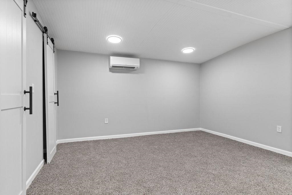 14372 SOUTH EAST SIDE HWY, GROTTOES, Virginia 24401, 4 Bedrooms Bedrooms, ,2 BathroomsBathrooms,Residential,14372 SOUTH EAST SIDE HWY,670881 MLS # 670881 14372 SOUTH EAST SIDE HWY, GROTTOES, Virginia 24401, 4 Bedrooms Bedrooms, ,2 BathroomsBathrooms,Residential,14372 SOUTH EAST SIDE HWY,670881 MLS # 670881