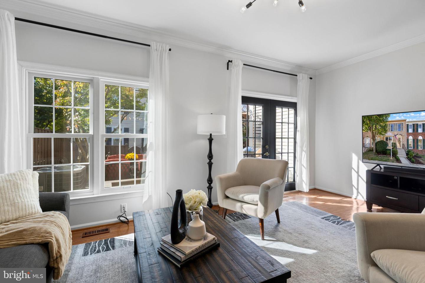 6223 WALKERS CROFT WAY, ALEXANDRIA, Virginia 22315, 2 Bedrooms Bedrooms, 5 Rooms Rooms,2 BathroomsBathrooms,Residential,For sale,6223 WALKERS CROFT WAY,VAFX2275234 MLS # VAFX2275234 6223 WALKERS CROFT WAY, ALEXANDRIA, Virginia 22315, 2 Bedrooms Bedrooms, 5 Rooms Rooms,2 BathroomsBathrooms,Residential,For sale,6223 WALKERS CROFT WAY,VAFX2275234 MLS # VAFX2275234