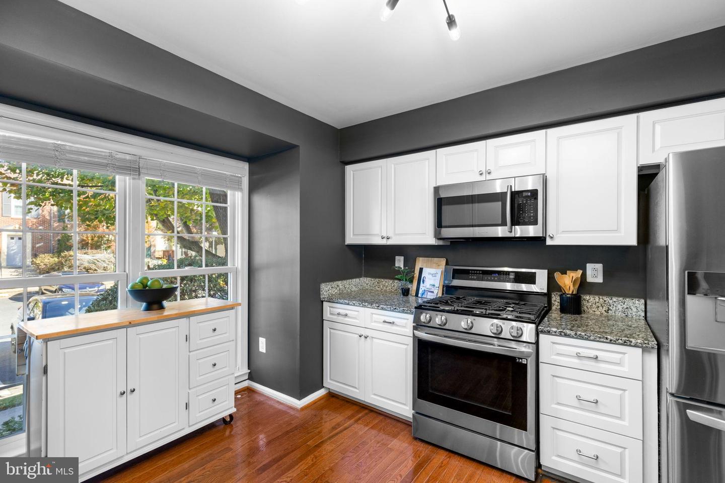 6223 WALKERS CROFT WAY, ALEXANDRIA, Virginia 22315, 2 Bedrooms Bedrooms, 5 Rooms Rooms,2 BathroomsBathrooms,Residential,For sale,6223 WALKERS CROFT WAY,VAFX2275234 MLS # VAFX2275234 6223 WALKERS CROFT WAY, ALEXANDRIA, Virginia 22315, 2 Bedrooms Bedrooms, 5 Rooms Rooms,2 BathroomsBathrooms,Residential,For sale,6223 WALKERS CROFT WAY,VAFX2275234 MLS # VAFX2275234