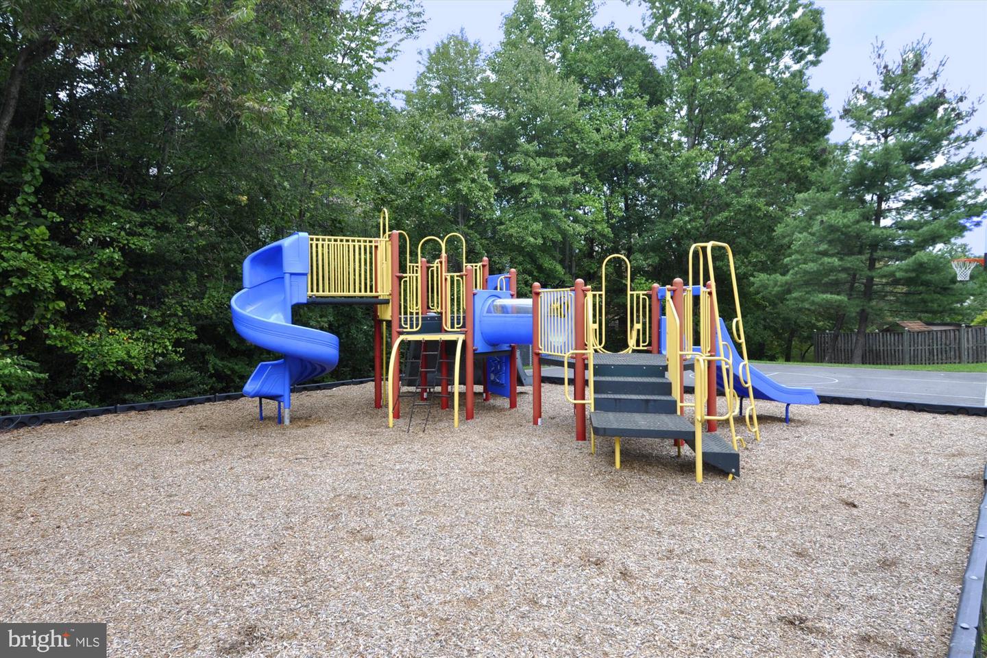 10212 PROVINCETOWN CT, FAIRFAX, Virginia 22032, 3 Bedrooms Bedrooms, 10 Rooms Rooms,2 BathroomsBathrooms,Residential,For sale,10212 PROVINCETOWN CT,VAFX2275264 MLS # VAFX2275264 10212 PROVINCETOWN CT, FAIRFAX, Virginia 22032, 3 Bedrooms Bedrooms, 10 Rooms Rooms,2 BathroomsBathrooms,Residential,For sale,10212 PROVINCETOWN CT,VAFX2275264 MLS # VAFX2275264