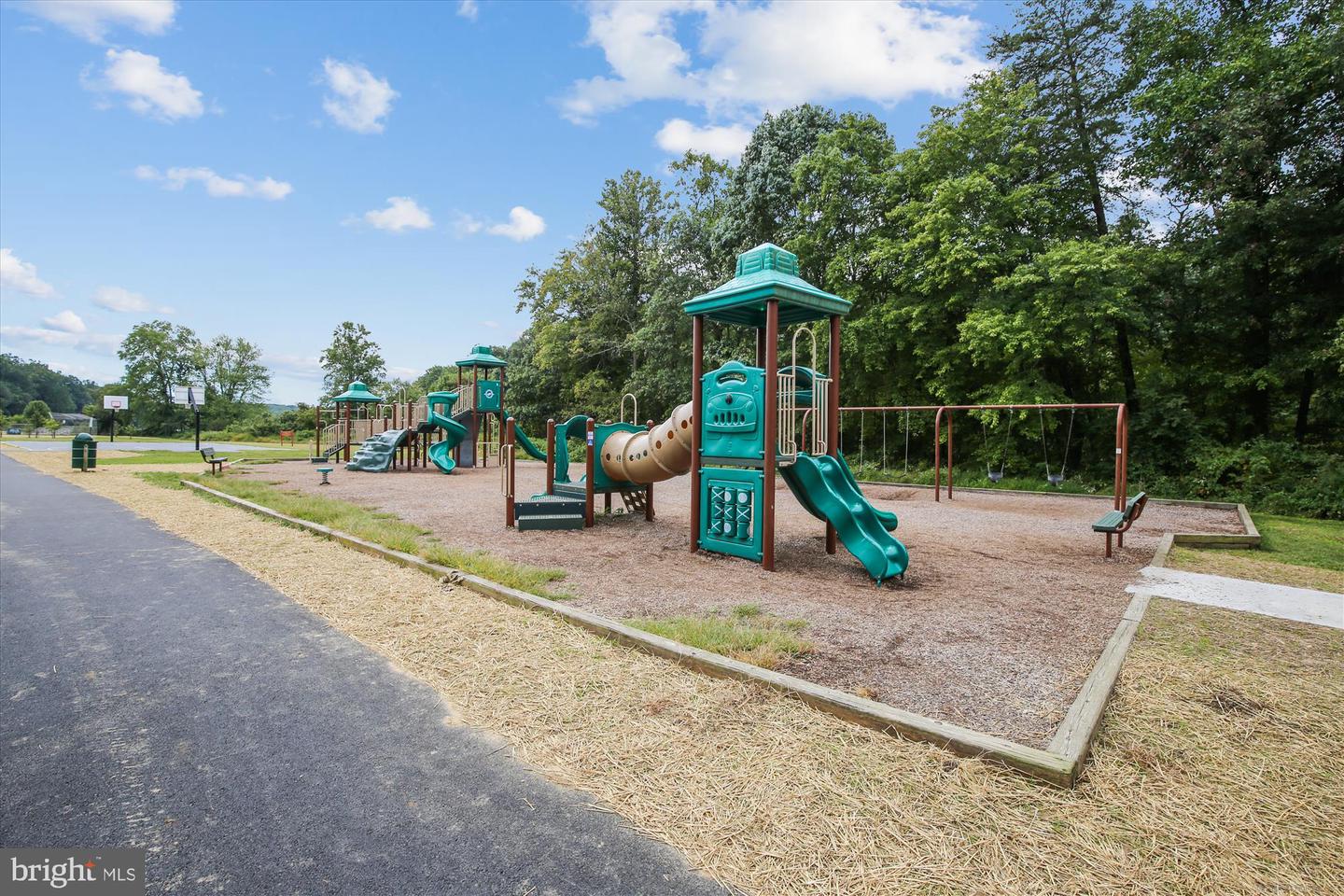 10212 PROVINCETOWN CT, FAIRFAX, Virginia 22032, 3 Bedrooms Bedrooms, 10 Rooms Rooms,2 BathroomsBathrooms,Residential,For sale,10212 PROVINCETOWN CT,VAFX2275264 MLS # VAFX2275264 10212 PROVINCETOWN CT, FAIRFAX, Virginia 22032, 3 Bedrooms Bedrooms, 10 Rooms Rooms,2 BathroomsBathrooms,Residential,For sale,10212 PROVINCETOWN CT,VAFX2275264 MLS # VAFX2275264