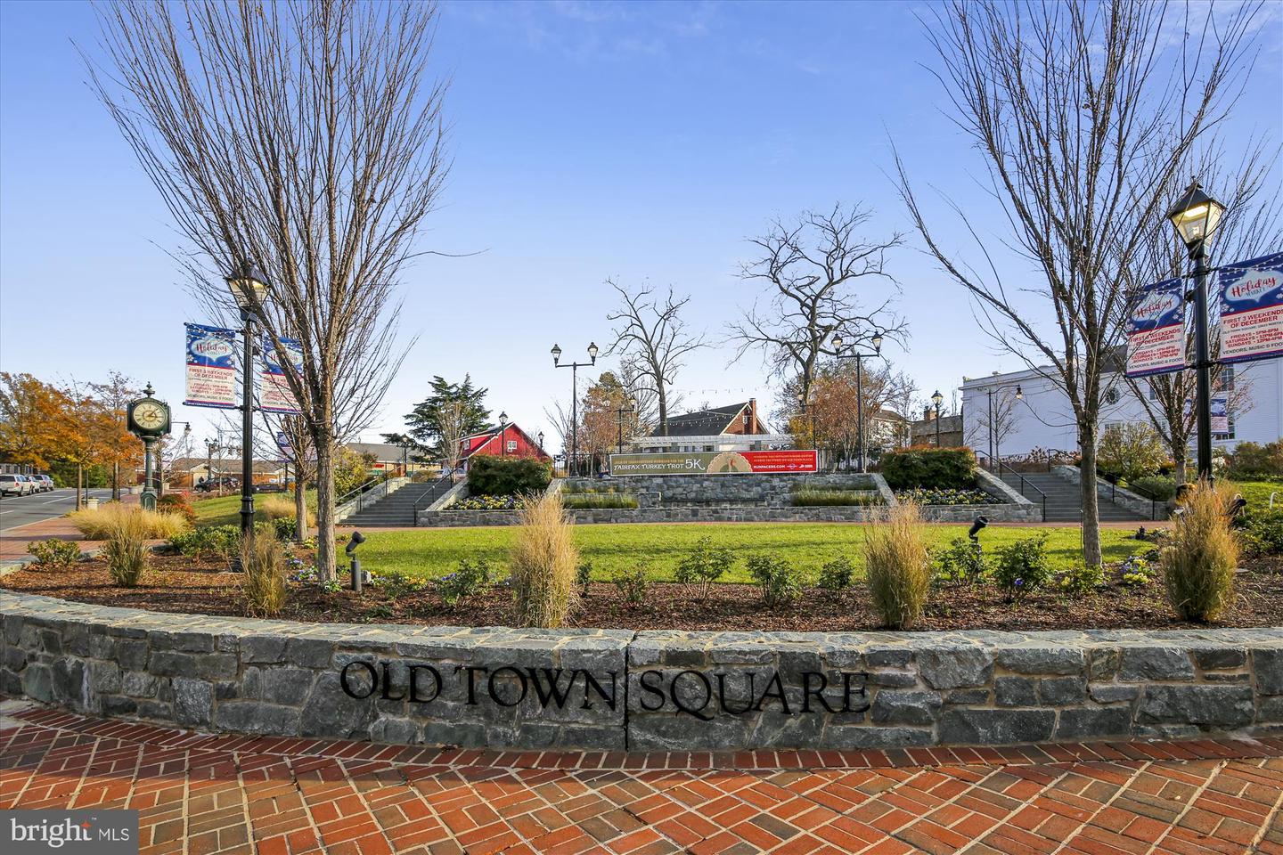 10212 PROVINCETOWN CT, FAIRFAX, Virginia 22032, 3 Bedrooms Bedrooms, 10 Rooms Rooms,2 BathroomsBathrooms,Residential,For sale,10212 PROVINCETOWN CT,VAFX2275264 MLS # VAFX2275264 10212 PROVINCETOWN CT, FAIRFAX, Virginia 22032, 3 Bedrooms Bedrooms, 10 Rooms Rooms,2 BathroomsBathrooms,Residential,For sale,10212 PROVINCETOWN CT,VAFX2275264 MLS # VAFX2275264