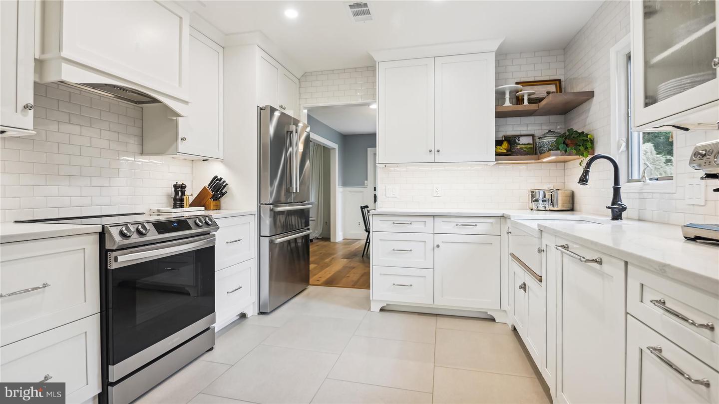 11803 GREY BIRCH PL, RESTON, Virginia 20191, 4 Bedrooms Bedrooms, ,3 BathroomsBathrooms,Residential,For sale,11803 GREY BIRCH PL,VAFX2275736 MLS # VAFX2275736 11803 GREY BIRCH PL, RESTON, Virginia 20191, 4 Bedrooms Bedrooms, ,3 BathroomsBathrooms,Residential,For sale,11803 GREY BIRCH PL,VAFX2275736 MLS # VAFX2275736