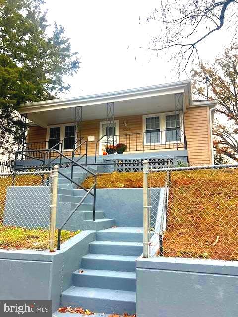 5109 BASS PL SE, WASHINGTON, District Of Columbia 20019, 4 Bedrooms Bedrooms, ,2 BathroomsBathrooms,Residential,For sale,5109 BASS PL SE,DCDC2228650 MLS # DCDC2228650 5109 BASS PL SE, WASHINGTON, District Of Columbia 20019, 4 Bedrooms Bedrooms, ,2 BathroomsBathrooms,Residential,For sale,5109 BASS PL SE,DCDC2228650 MLS # DCDC2228650