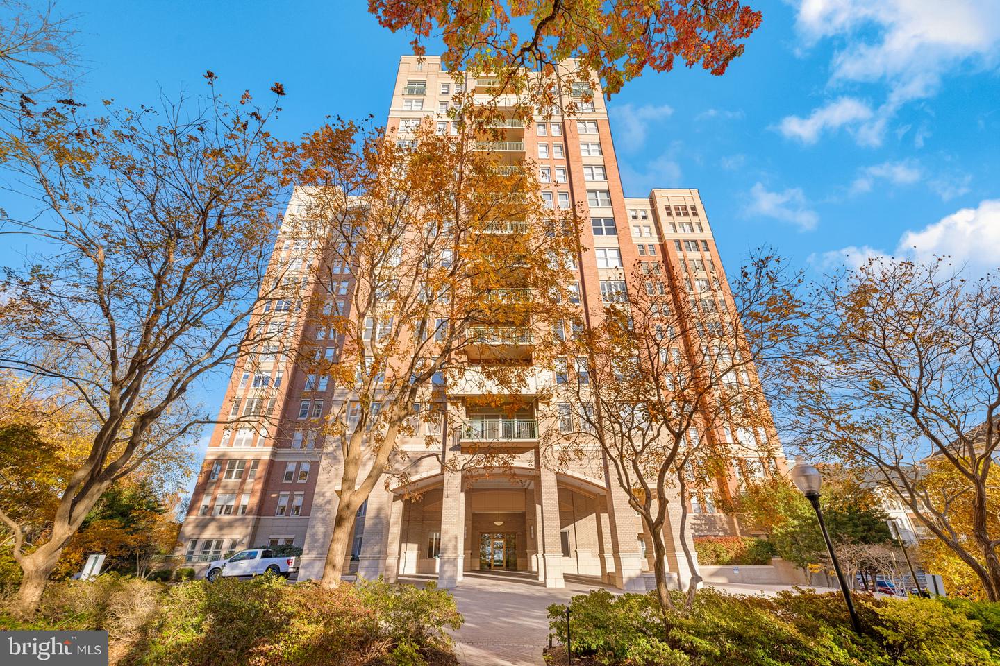 11776 STRATFORD HOUSE PL #907, RESTON, Virginia 20190, 2 Bedrooms Bedrooms, ,2 BathroomsBathrooms,Residential,For sale,11776 STRATFORD HOUSE PL #907,VAFX2276250 MLS # VAFX2276250 11776 STRATFORD HOUSE PL #907, RESTON, Virginia 20190, 2 Bedrooms Bedrooms, ,2 BathroomsBathrooms,Residential,For sale,11776 STRATFORD HOUSE PL #907,VAFX2276250 MLS # VAFX2276250