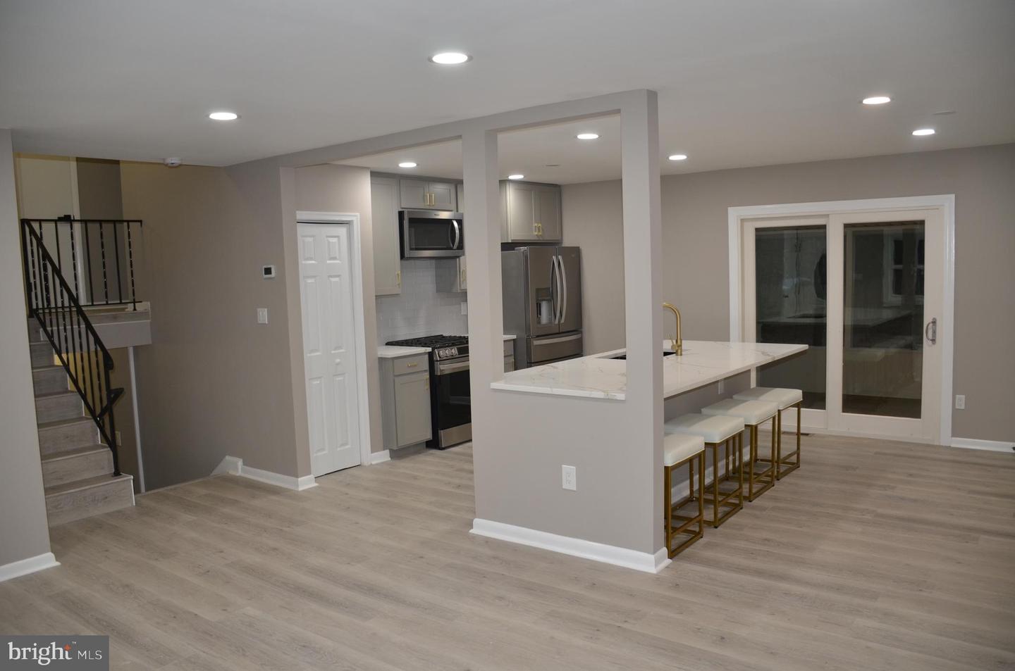 4407 PICOT RD, ALEXANDRIA, Virginia 22310, 5 Bedrooms Bedrooms, ,3 BathroomsBathrooms,Residential,For sale,4407 PICOT RD,VAFX2276472 MLS # VAFX2276472 4407 PICOT RD, ALEXANDRIA, Virginia 22310, 5 Bedrooms Bedrooms, ,3 BathroomsBathrooms,Residential,For sale,4407 PICOT RD,VAFX2276472 MLS # VAFX2276472