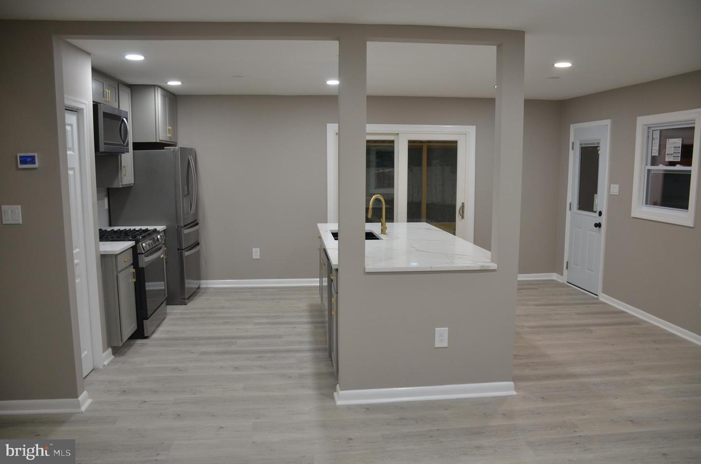 4407 PICOT RD, ALEXANDRIA, Virginia 22310, 5 Bedrooms Bedrooms, ,3 BathroomsBathrooms,Residential,For sale,4407 PICOT RD,VAFX2276472 MLS # VAFX2276472 4407 PICOT RD, ALEXANDRIA, Virginia 22310, 5 Bedrooms Bedrooms, ,3 BathroomsBathrooms,Residential,For sale,4407 PICOT RD,VAFX2276472 MLS # VAFX2276472